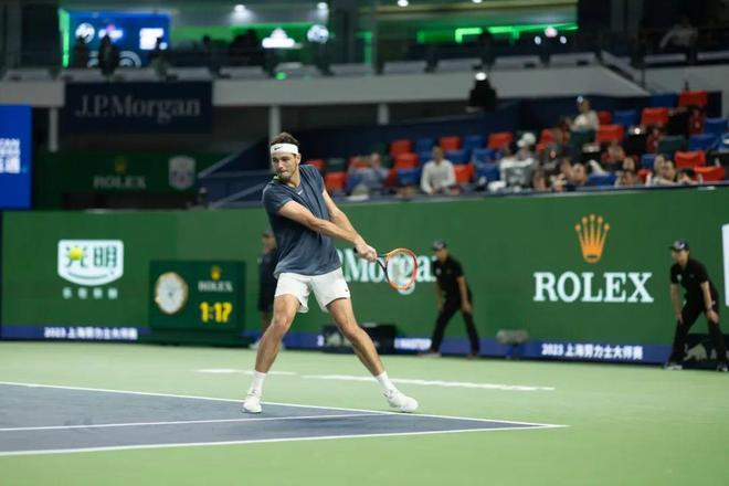 激励着整个 激励着整个