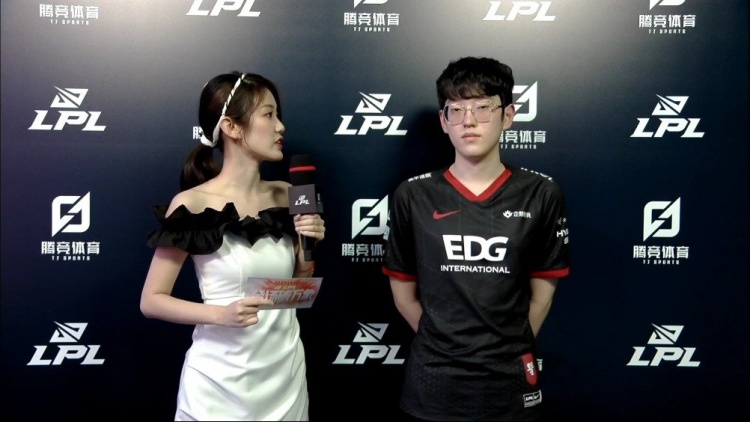 防守上採取 防守上採取