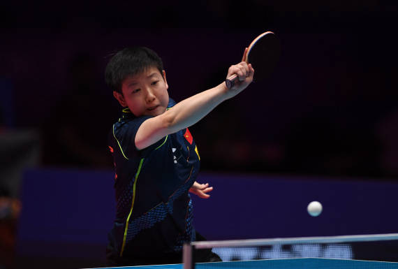 二是反手 二是反手