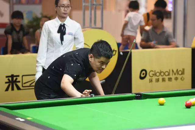 以礼相待 以礼相待