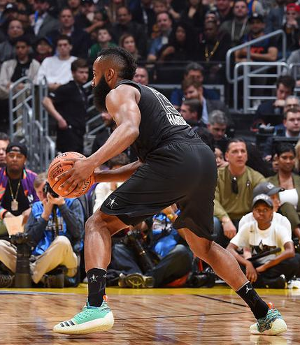 对比多数 对比多数